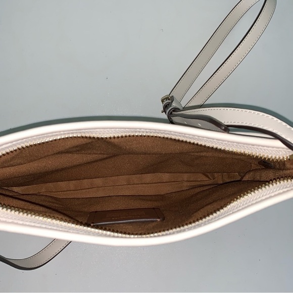 Coach Tan and Cream Crossbody Bag - Picture 4 of 7